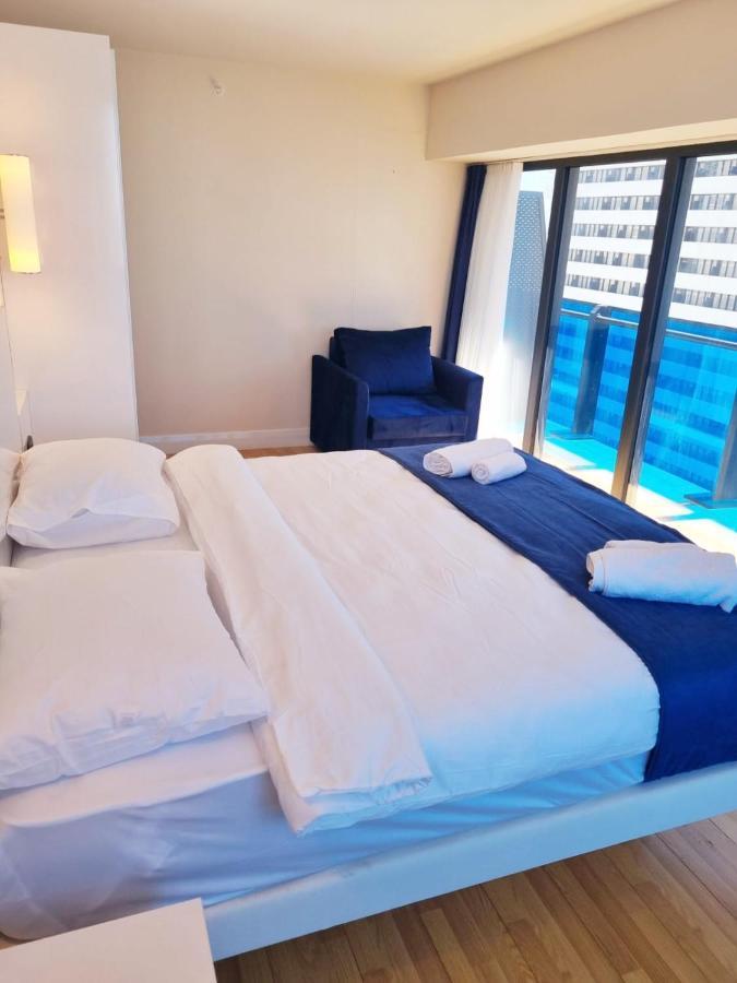 D Block Of New Luxurious Orbi City Batumi Exteriör bild